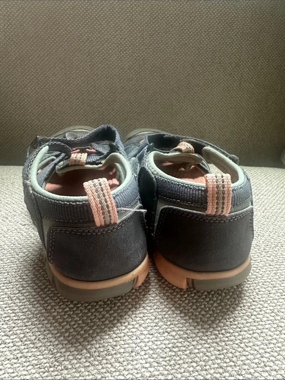 KEEN Seacamp II Kids Gray and Pink Closed-Toe Sandals